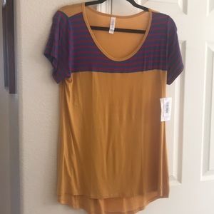 Women’s medium shirt